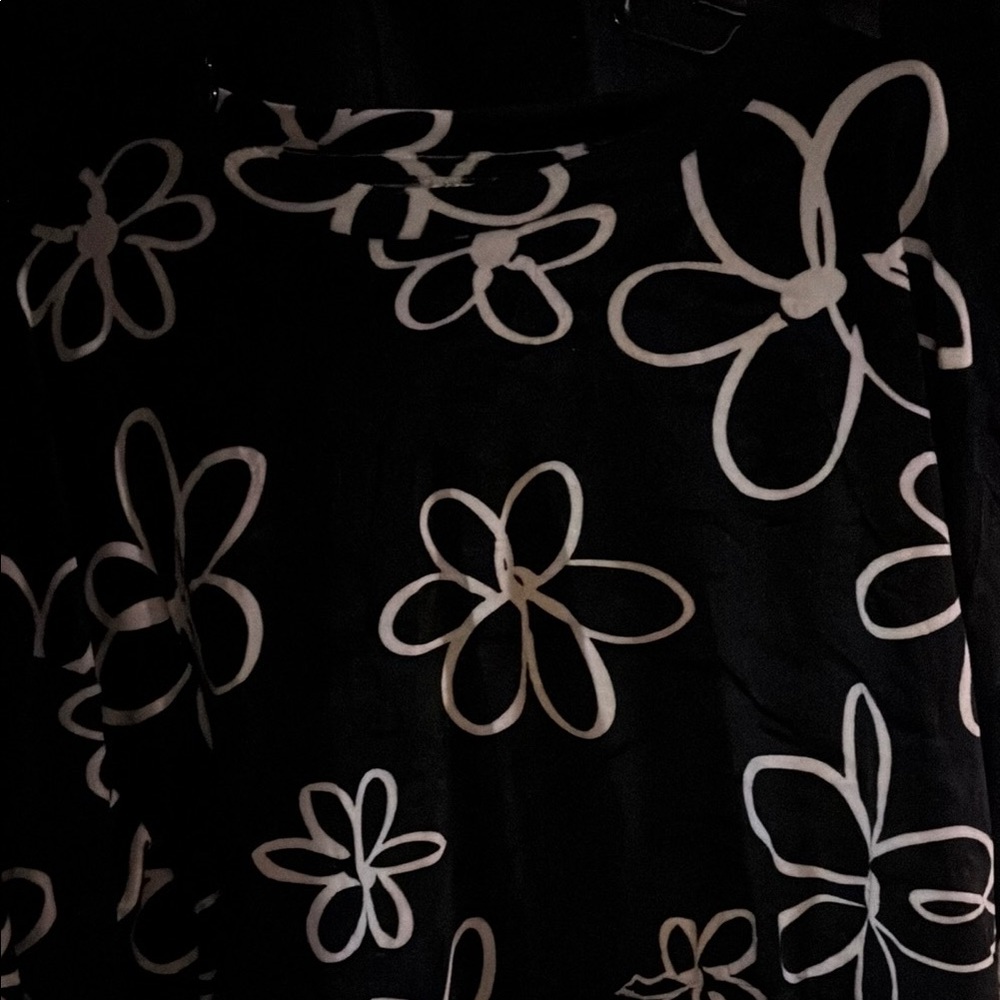 Black and White Floral Top